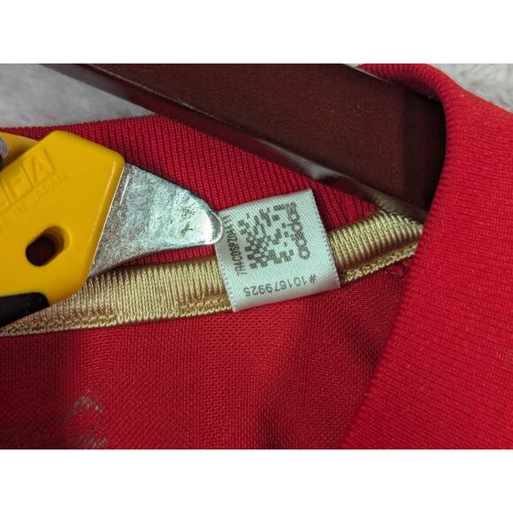 Liverpool 2010/2012 Home Football Kit Adidas Soccer Jersey Size XL - Picture 4 of 11